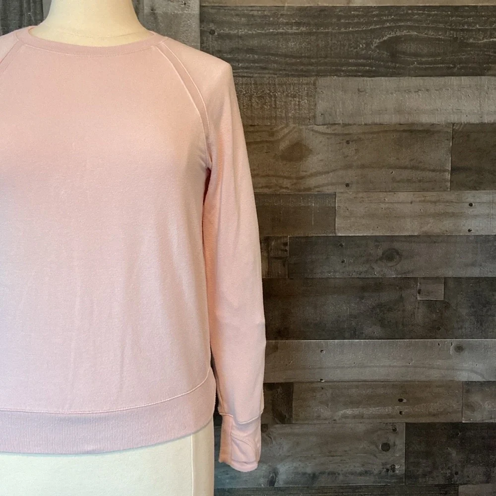 Athleta Girl pink sweater girls large angelic Softgirl activewear workout gym